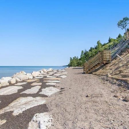 Happy Landings - Farmhouse Coastal Home With Tram And Stairs To Beach Access! South Haven Exterior photo
